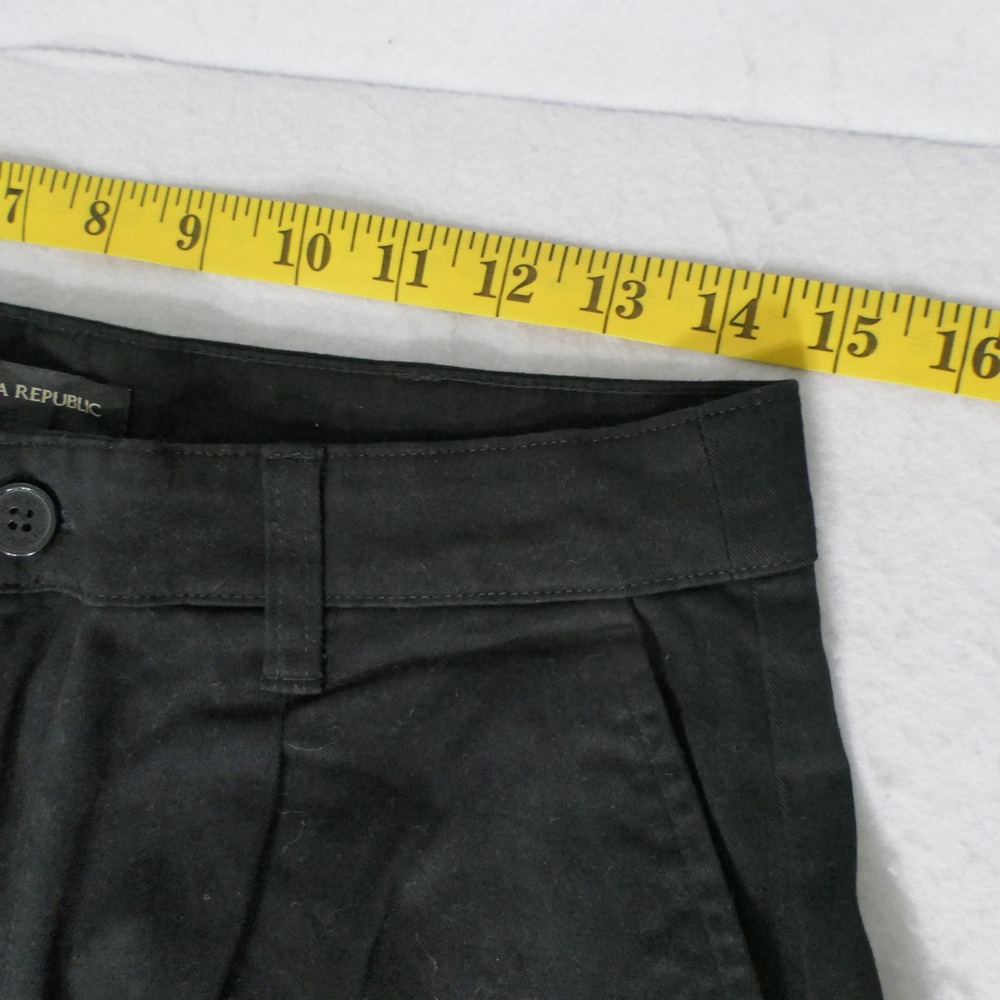 Banana Republic Womens Shorts 6 Black Pleated Chino Minimalist Office Preppy - Picture 4 of 6